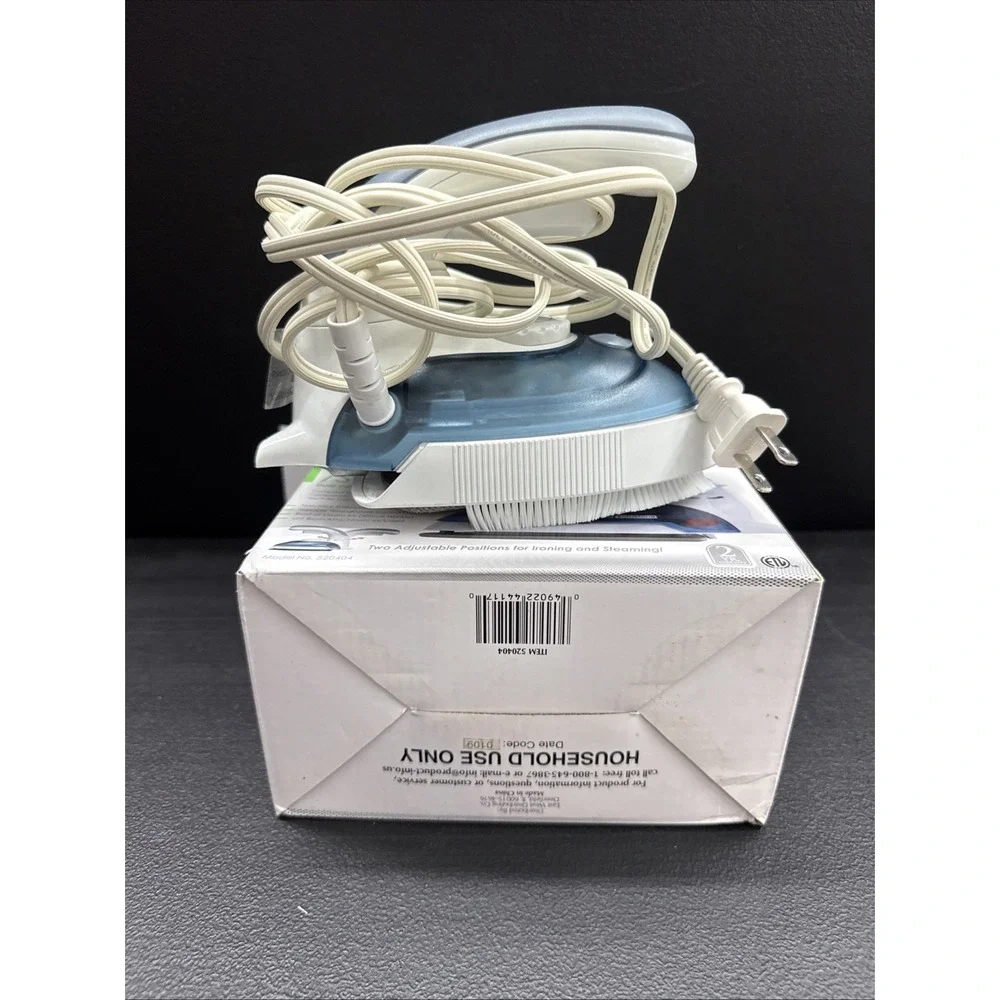 LIVING SOLUTIONS travel iron